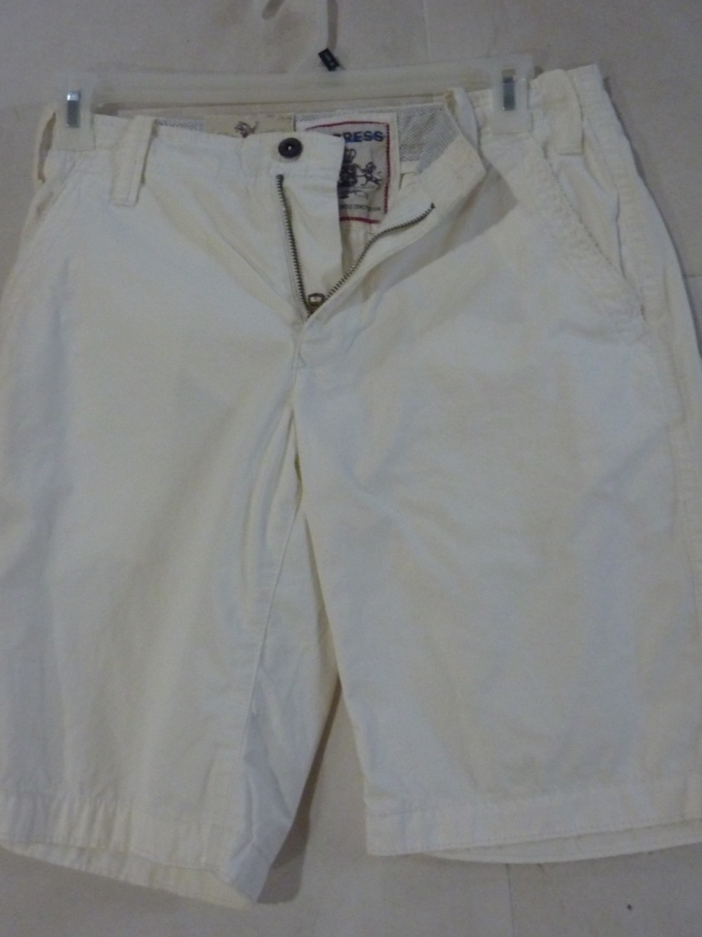Vintage Y2K NEW EXPRESS  Shorts Mens 29 White DURABLE,RELAXED Skater
